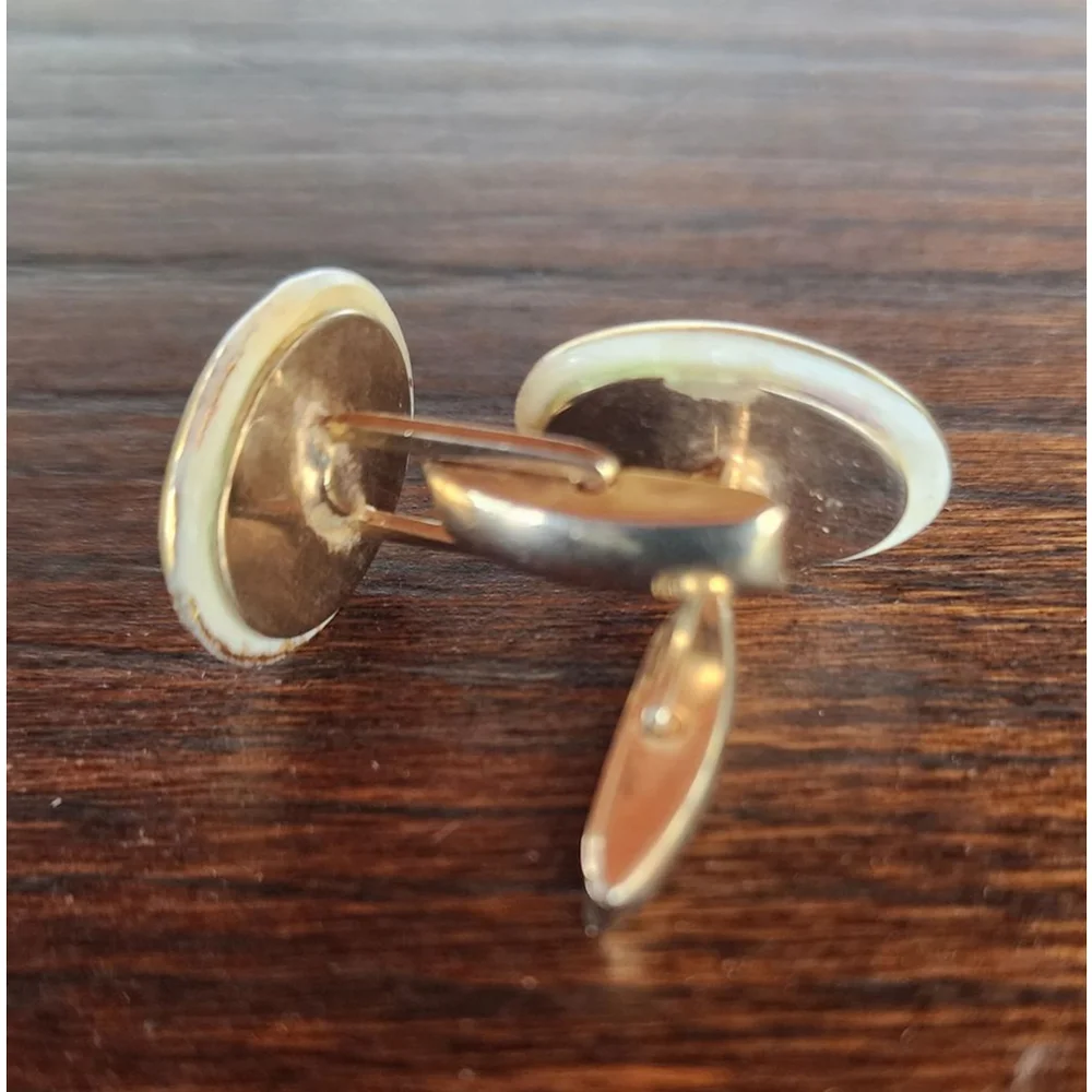 Vintage Cuff Links Hickok Gold Tone Black Scroll.